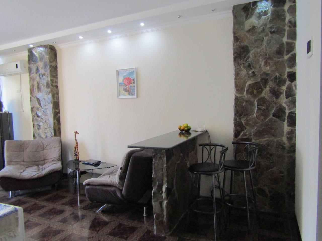 Apartment Miracle Batumi Exterior photo